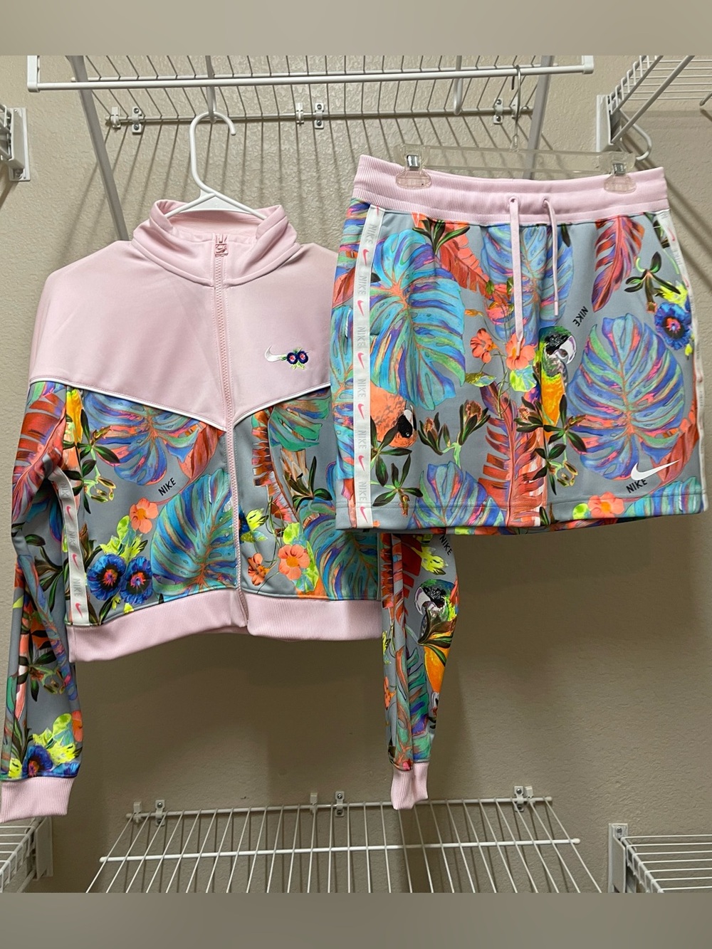 Nike Pink Tropical Leaf Print Cropped Jacket & Mini Skirt Set - Picture 1 of 4